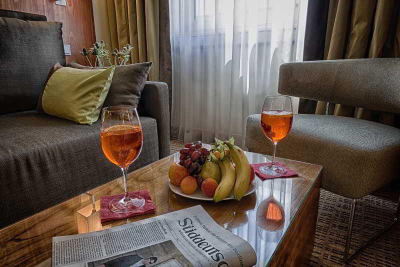 K+K Hotel Am Harras Мюнхен Экстерьер фото
