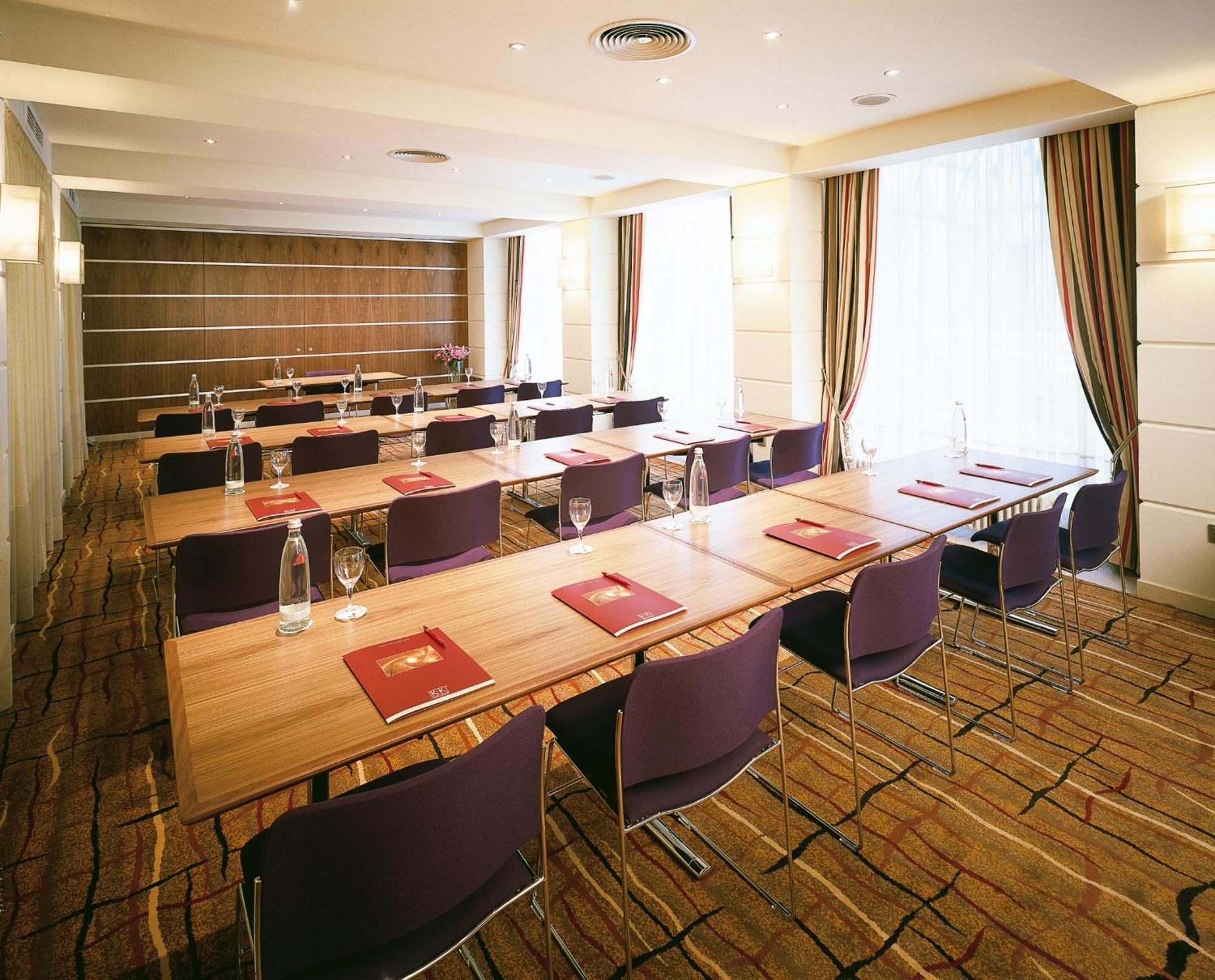 K+K Hotel Am Harras Мюнхен Экстерьер фото